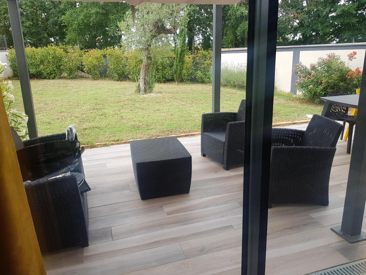 Villa Des Rives Du Lac Montans Exteriér fotografie